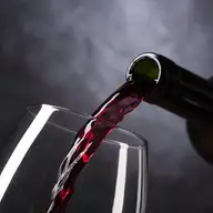Cum se poate integra vinul in dieta ta