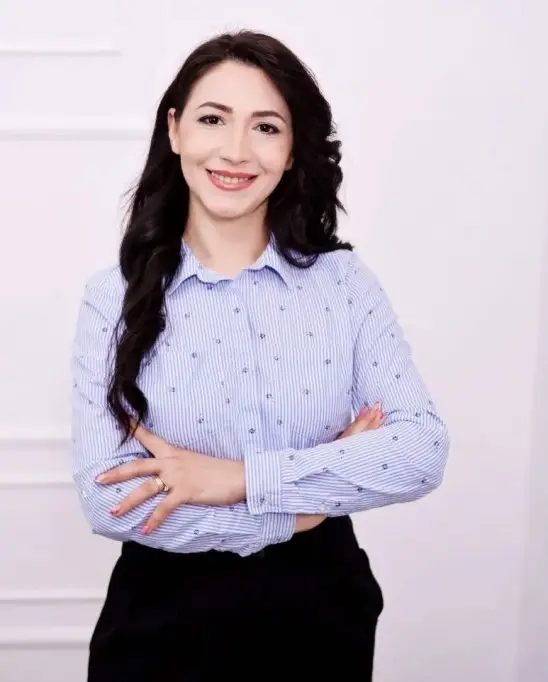 Andrada Zălincă, broker de credite din Iași care aduce claritate în decizii financiare